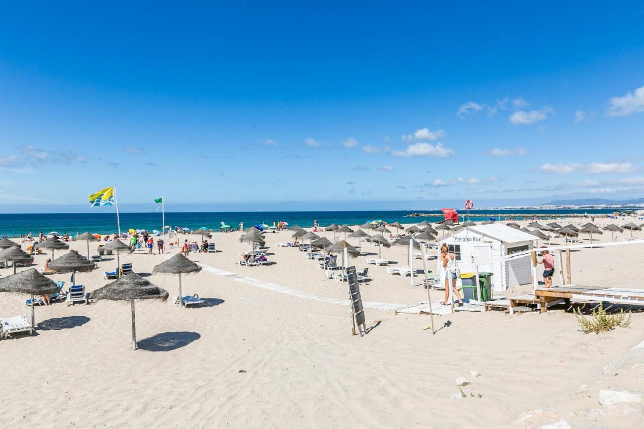 1 Bedroom Beach Apartment With Balcony 2 Min Walk To The Beach! Costa da Caparica Dış mekan fotoğraf
