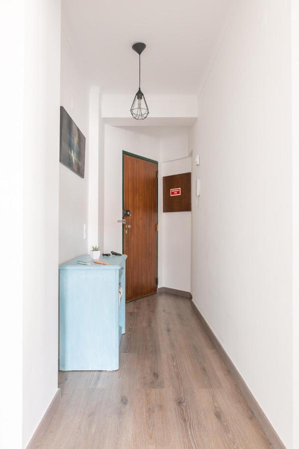 1 Bedroom Beach Apartment With Balcony 2 Min Walk To The Beach! Costa da Caparica Dış mekan fotoğraf
